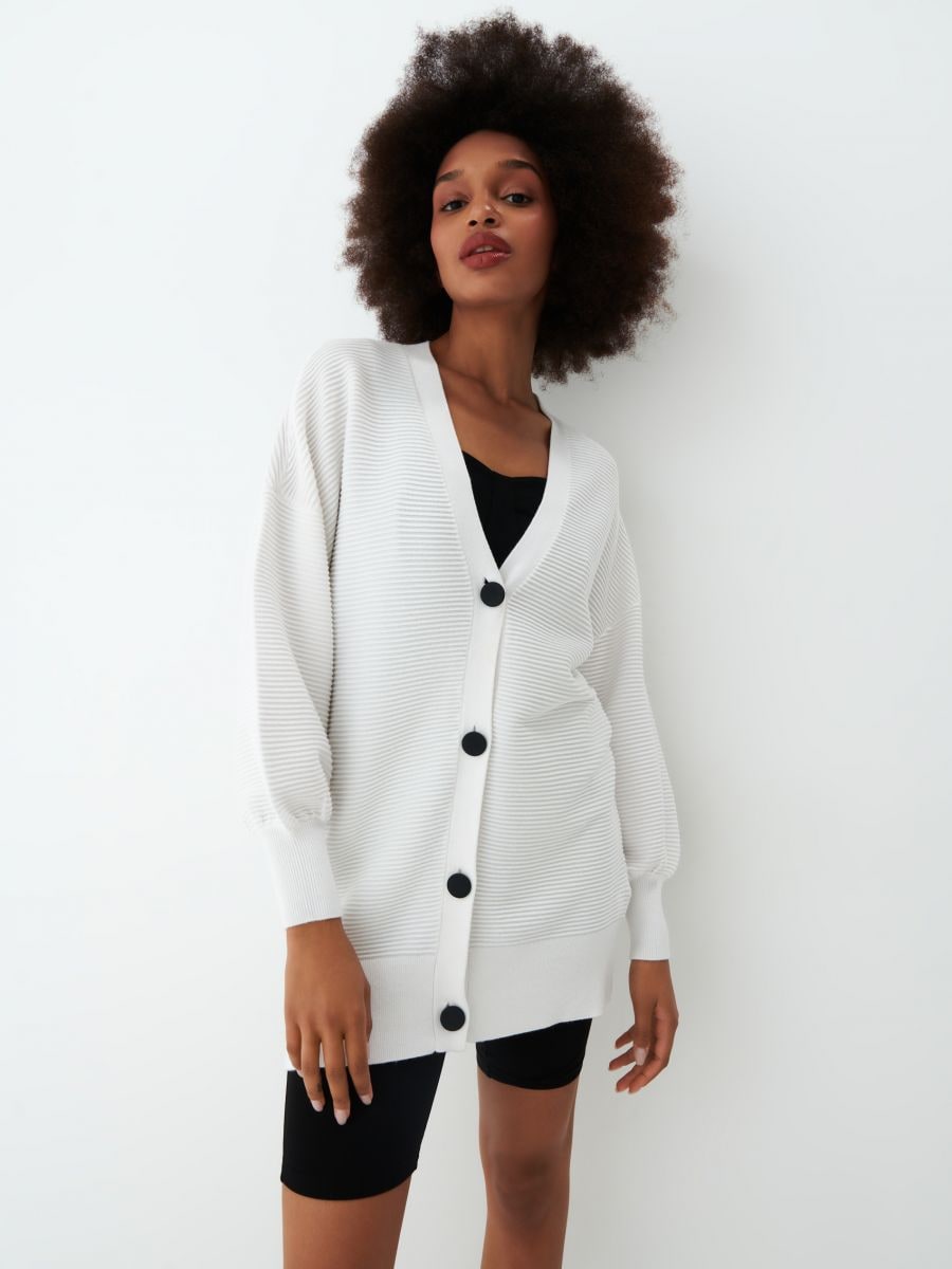 kardigan-bialy-525jbo.jpg